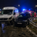 Pasageră Bolt, rănită într-un accident în sensul giratoriu de la Moara, la miezul nopții. O autoutilitară nu a acordat prioritate și a proiectat mașina de ridesharing în parapet
