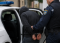 Adolescent de 17 ani, reținut după ce a spart un magazin Profi din Brodina și a furat 161 de pachete de țigări
