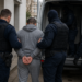 Recidivist de pe strada Mirăuților, ridicat de acasă de polițiști și SAS și dus la Penitenciarul Botoșani. A primit 6 luni de închisoare după ce a încălcat de două ori ordinul de protecție emis în favoarea soției sale