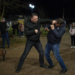 Bărbat reținut după ce a luat la pumni un consătean, sub ochii fiicei sale și ai mai multor copii, în parcul din Horodnic de Jos