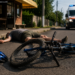 Biciclist beat ”muci”, găsit căzut și confuz lângă un magazin din Bosanci. ”Plimbarea” i-a adus și o amendă de 1.730 de lei