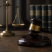 Bărbat condamnat la închisoare cu suspendare pentru act sexual cu un minor. Trebuie să-i plătească victimei 5.000 de euro daune morale
