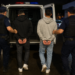Doi ”încordați” din Cajvana, reținuți după un scandal izbucnit în parcarea barului ”La Stejar”. Doi bărbați au fost loviți, iar parbrizul unei mașini a fost distrus