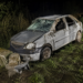 Șofer beat, reținut după un accident grav la Bălăceana. A intrat cu Loganul într-un cap de pod, s-a răsturnat de mai multe ori, iar copilul de 10 ani aflat în mașină a fost rănit. Bărbatul nu a dus copilul rănit la spital, ci acasă