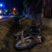 Tânăr fără permis și băut, rănit după ce a căzut cu un moped neînmatriculat într-un șanț din Zamostea