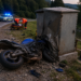 Un motociclist fără permis, pe un Suzuki radiat din circulație, s-a izbit de un container la Moldovița. A ajuns la spital cu mai multe fracturi