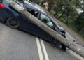 Detalii despre accidentul de pe Calea Unirii. Înainte să pună la pământ stâlpul din beton, șoferul a încercat să schimbe banda și a lovit o mașină