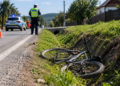 Biciclist de 60 de ani, rănit după ce a căzut într-un șanț la Zamostea. A ajuns singur la Spitalul Județean Suceava