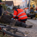 De acasă spre centrul satului, dar cu escală la spital. După 50 de metri de pedalat, a ”pupat” pământul. ”Doar” 1,37 mg/l alcool pur în aerul expirat a indicat etilotestul