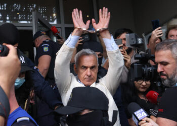 STENOGRAME din dosarul lui Călin Georgescu. Vorbea despre ”deconspirarea” lui George Simion, azil politic în Italia și o vilă de 1,2 milioane de euro în Toscana, cu dependințe ”pentru servitori”