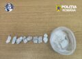 Polițiștii l-au tras pe dreapta, apoi au început surprizele. Bărbatul a ajuns în arest preventiv