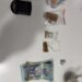 Recidivist de 27 de ani, reținut pentru trafic de droguri de mare risc. Vindea 4-CMC cu 700 de lei la fiecare tranzacție