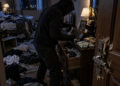A furat 47.000 de euro și 30.000 de lei din casa medicului la care își avea copiii înscriși. Hoțul, condamnat DEFINITIV la 2 ani și 6 luni de închisoare după ce ADN-ul de pe o bandă de vibromasaj l-a dat de gol
