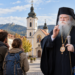 ÎPS Calinic, întrebat dacă e păcat ca un ortodox aflat în străinătate să participe la liturghia greco-catolicilor, din lipsă de alte variante. Răspunsul Arhiepiscopului Sucevei și Rădăuților: ”Când spui despre cineva că îți este frate sau soră…”