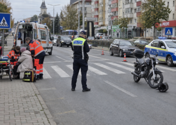 Femeie de 70 de ani, lovită pe trecerea pentru pietoni de un motociclist de 16 ani, în Burdujeni