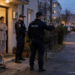 Scandal într-o familie din Rădăuți, pornit de la bani. Venit beat acasă, ”stâlpul” familiei și-ar fi amenințat soția cu bătaia. Tatăl a doi copii minori s-a ales cu ordin de protecție provizoriu