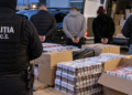 Trei persoane, puse sub control judiciar într-un dosar de contrabandă cu țigări. Aproape 150.000 de țigarete și două mașini, indisponibilizate