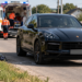 Copil de 10 ani, lovit de un Porsche condus de o tânără, la Vicovu de Jos. Minorul a fost transportat la spital
