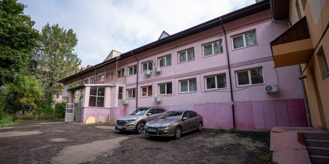 Încep lucrările de reabilitare a clădirii fostului Centru ”Speranța” de pe strada Oituz din Suceava. Investiție de 10,8 milioane de lei și termen de execuție de 18 luni