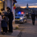 Femeie agresată de concubin la Moldova Sulița. Bărbatul băut a făcut scandal chiar lângă postul de poliție și a fost încătușat