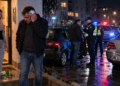 Scandal conjugal de pomină într-un apartament din Suceava! O femeie s-a întors de la serviciu și și-a găsit soțul cu băutura-n freză, fără să fi făcut curățenie în casă. Când i-a reproșat că a băut în loc să facă treabă, acesta a pălmuit-o, iar ea i-a dat cu o sticlă în cap. Individul a plecat beat cu mașina și a provocat un accident