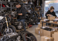 ”Ăsta este businessul meu”. Șeful de post din Hârtop făcea bani din dezmembrări de motociclete, iar soția îl ajuta să vândă piesele și să încaseze banii. A ”uitat” să treacă veniturile în declarațiile de avere. După 10 ani de anchetă și procese, evaziunea fiscală și falsul în declarații s-au prescris, iar cei doi au scăpat de condamnare
