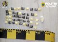 Și-a îngropat cocaina în beci. 53 de doze și zeci de mii de lei, descoperite la percheziții în Iași