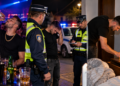 S-a făcut mangă la discotecă și a sunat la 112 că a fost bătut, după ce nu-și mai găsea lanțul de aur. Polițiștii l-au pus să caute prin casă, iar bijuteria era pe noptieră. Tânărul din Zvoriștea s-a ales cu amendă