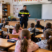 Polițiștii au discutat cu 44 de elevi de la Școala Primară Pojorâta despre bullying, violență și comportamentul pe drumurile publice