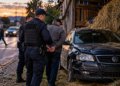 Șofer reținut după ce a lovit un pieton în Vicovu de Sus și a plecat de la locul accidentului. Polițiștii au găsit mașina ascunsă în spatele unui fânar