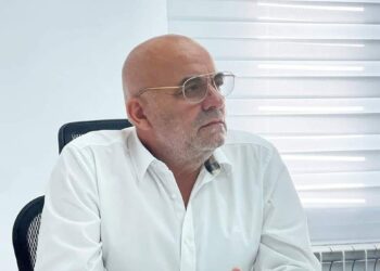 Primarul Vasile Rîmbu îi acuză de ”șantaj politic” pe consilierii care vor reducerea taxelor de parcare: „Suceava nu este de vânzare!”
